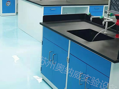 PP實(shí)驗(yàn)臺(tái)的特點(diǎn)及其組成是什么？